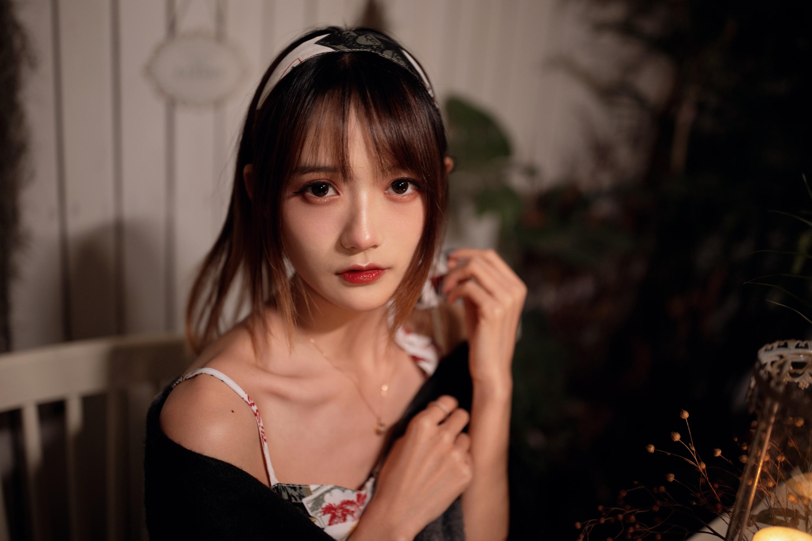 图片[1]-兔子Zzz不吃胡萝卜 – NO.110 晚秋思绪[20P]-XikXak